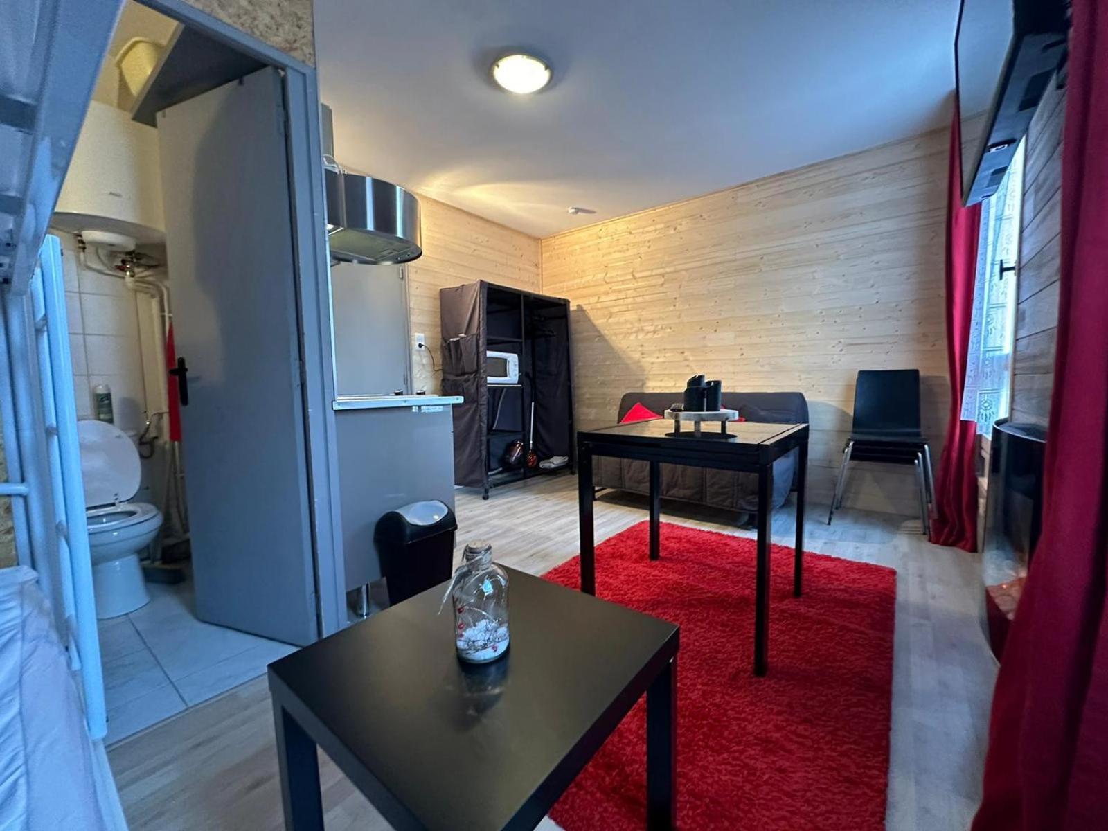 Appartamento Le Chaleureux Cocon Rouge Ustou Esterno foto